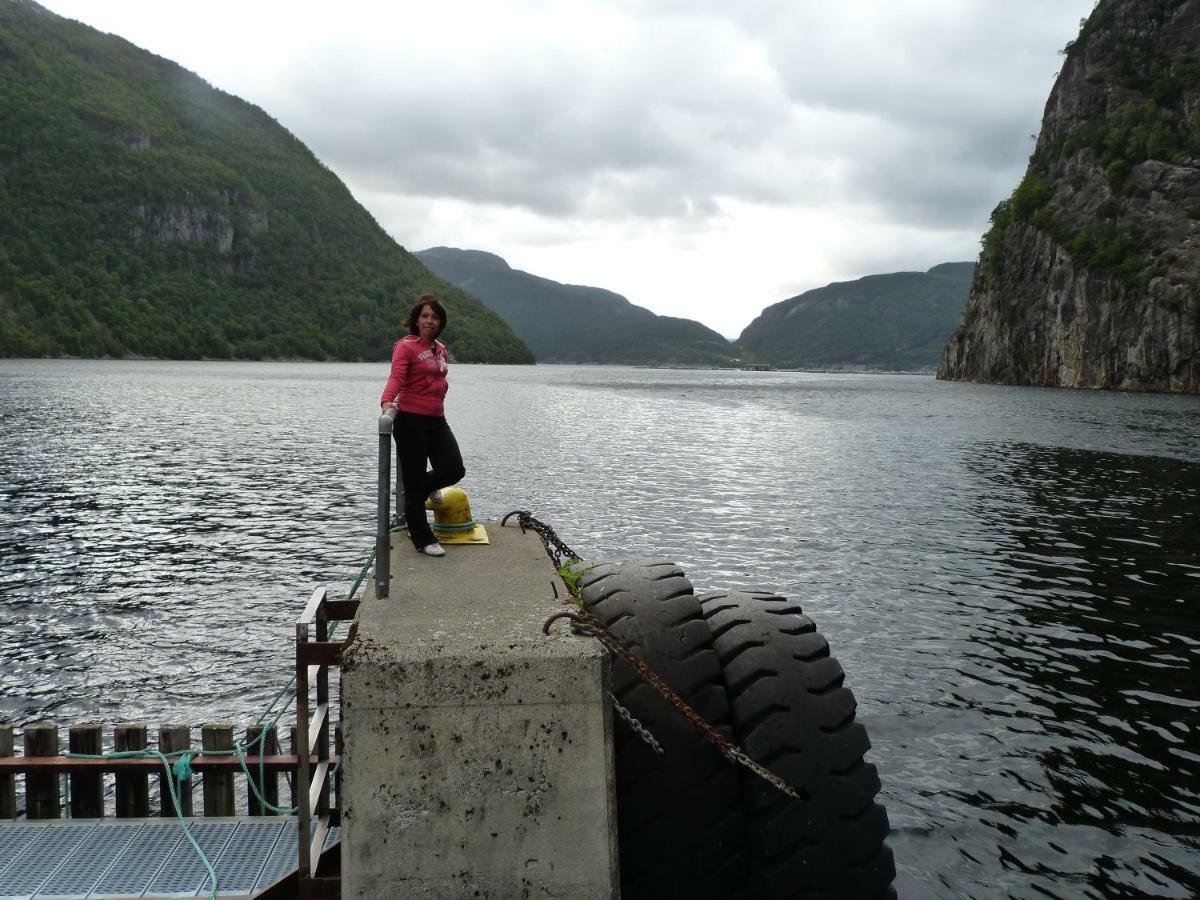 HjelmelandFjord Road公寓 外观 照片
